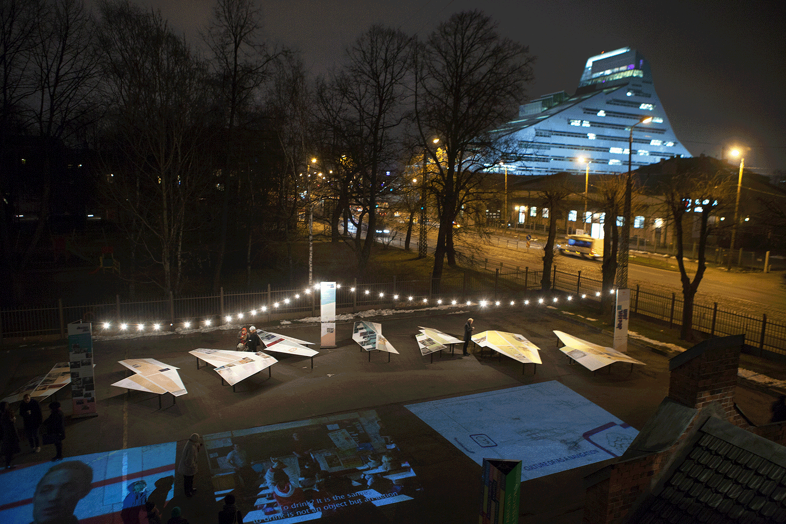 «Design Jam» show in the courtyard of «Xcelsior» ← FOLD