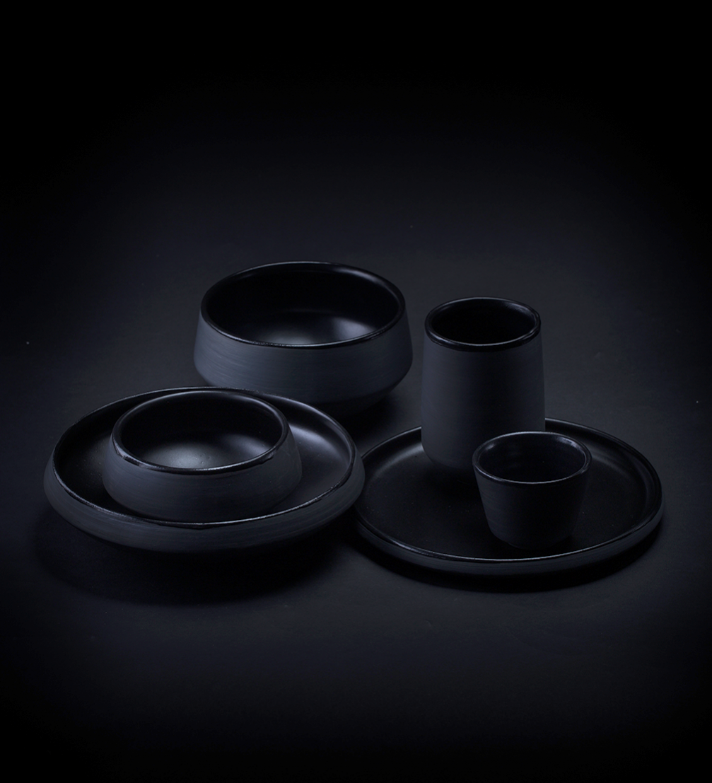 Malawi breaking Dawn sort Tableware collection «Eclipse» by «Vaidava Ceramics» ← FOLD